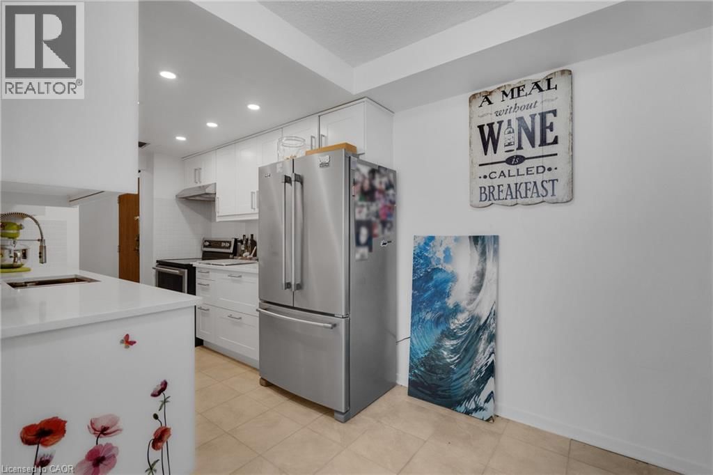 504 - 120 DUKE STREET Image 23