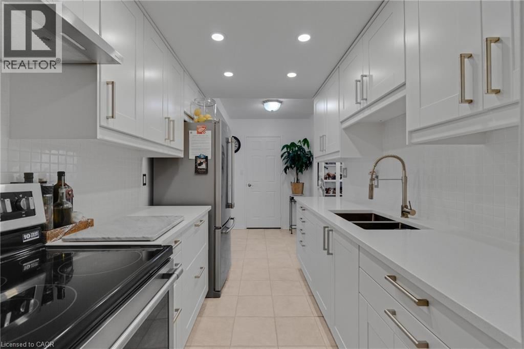 504 - 120 DUKE STREET Image 24