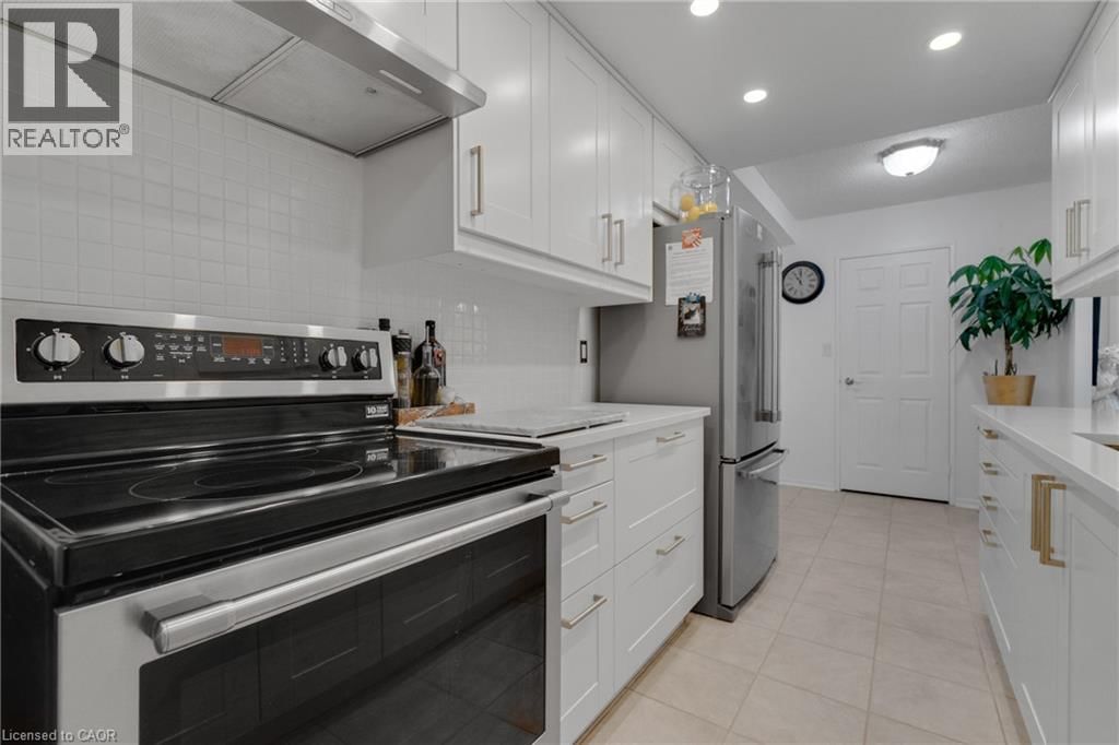 504 - 120 DUKE STREET Image 25