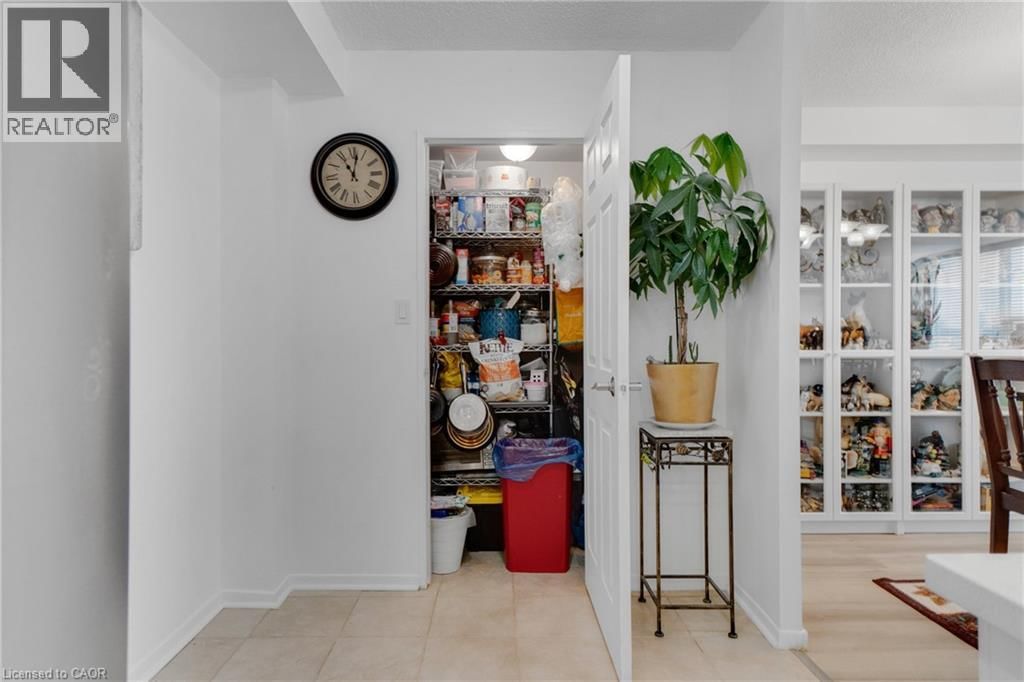 504 - 120 DUKE STREET Image 28