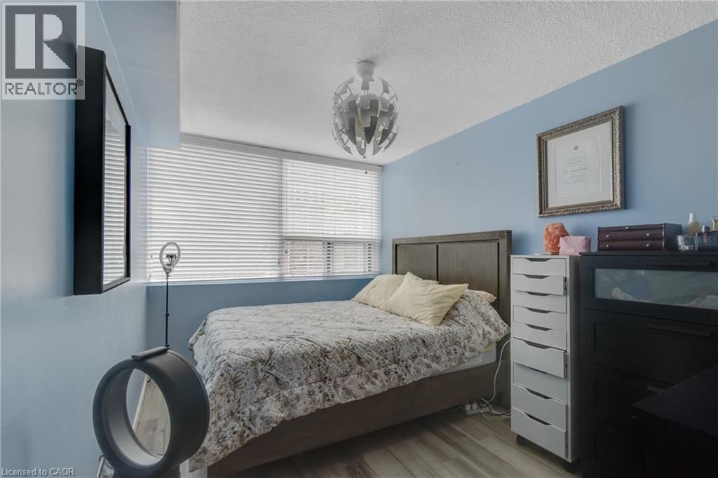 504 - 120 DUKE STREET Image 30