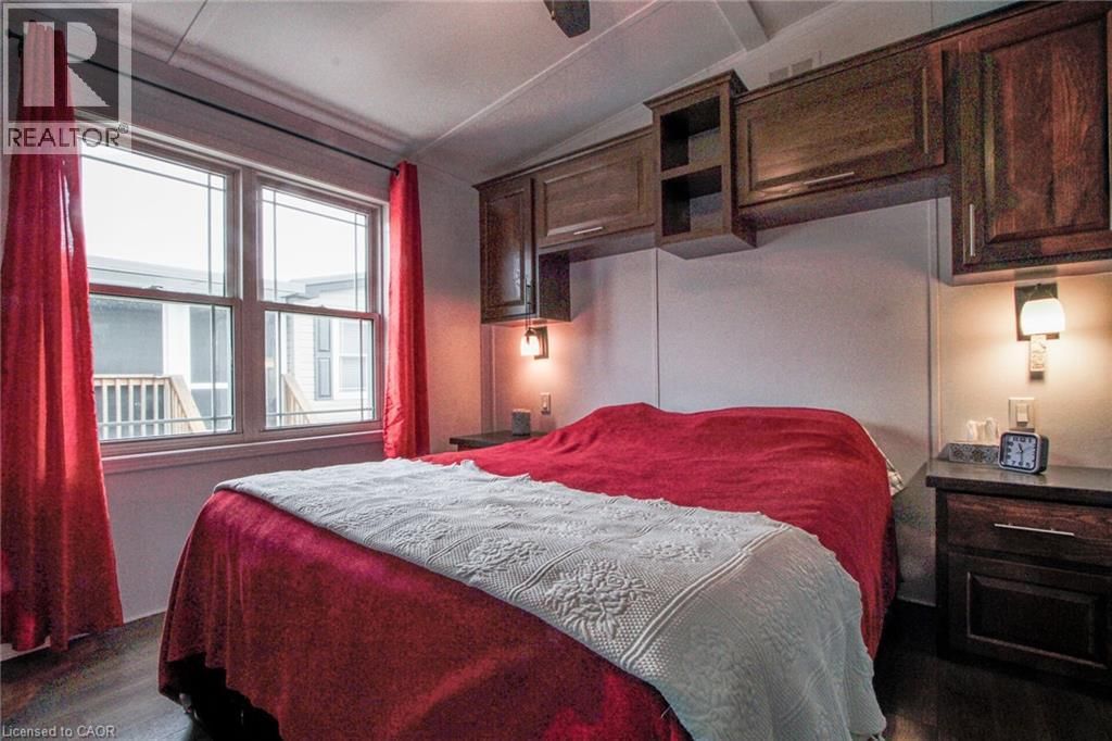 4449 MILBUROUGH LINE Image 17