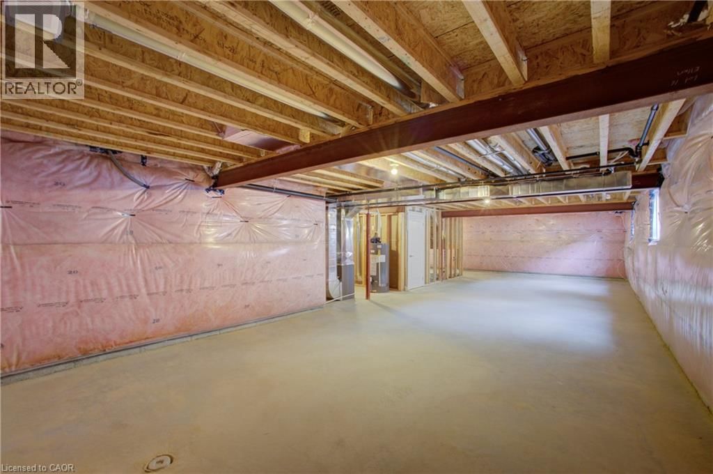 160 ELLEN STREET Image 28