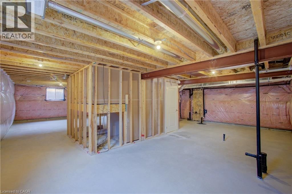 160 ELLEN STREET Image 29