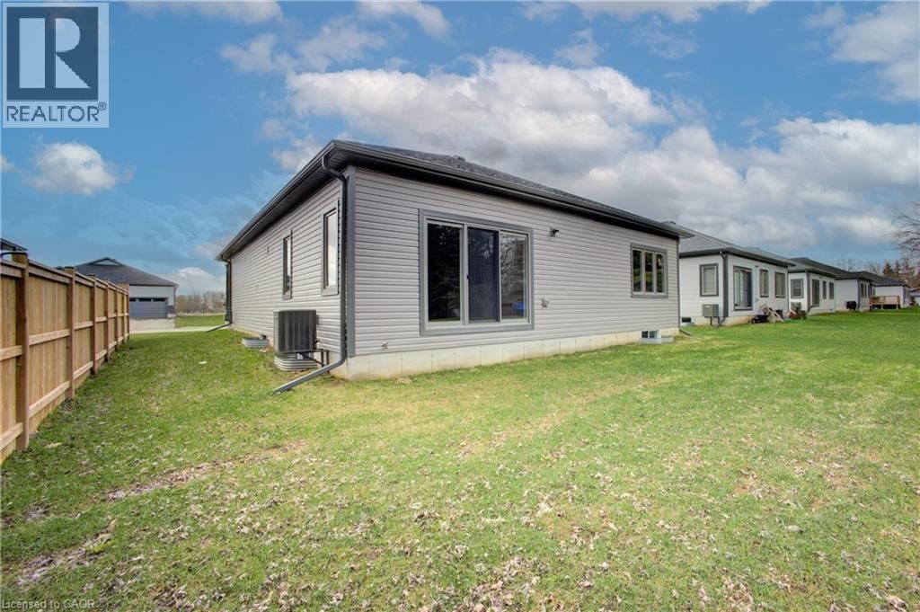 160 ELLEN STREET Image 32