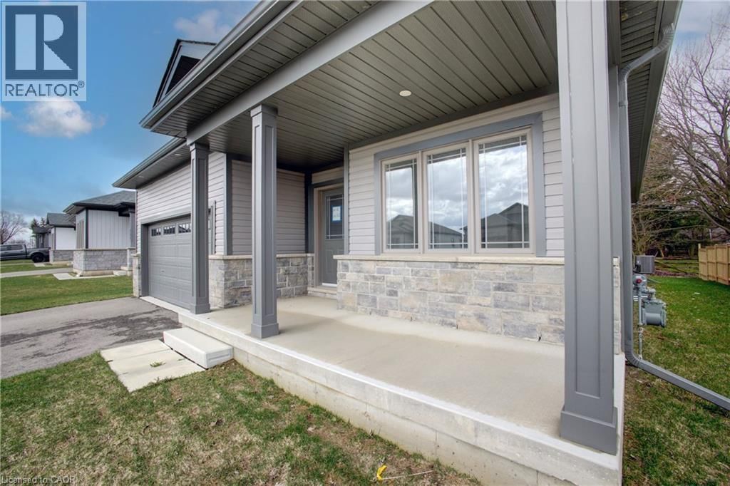 160 ELLEN STREET Image 5