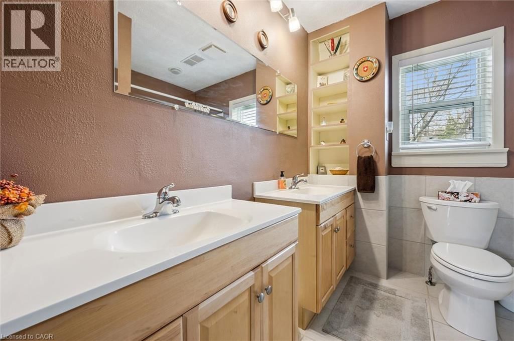 155 HUNGERFORD ROAD Image 28