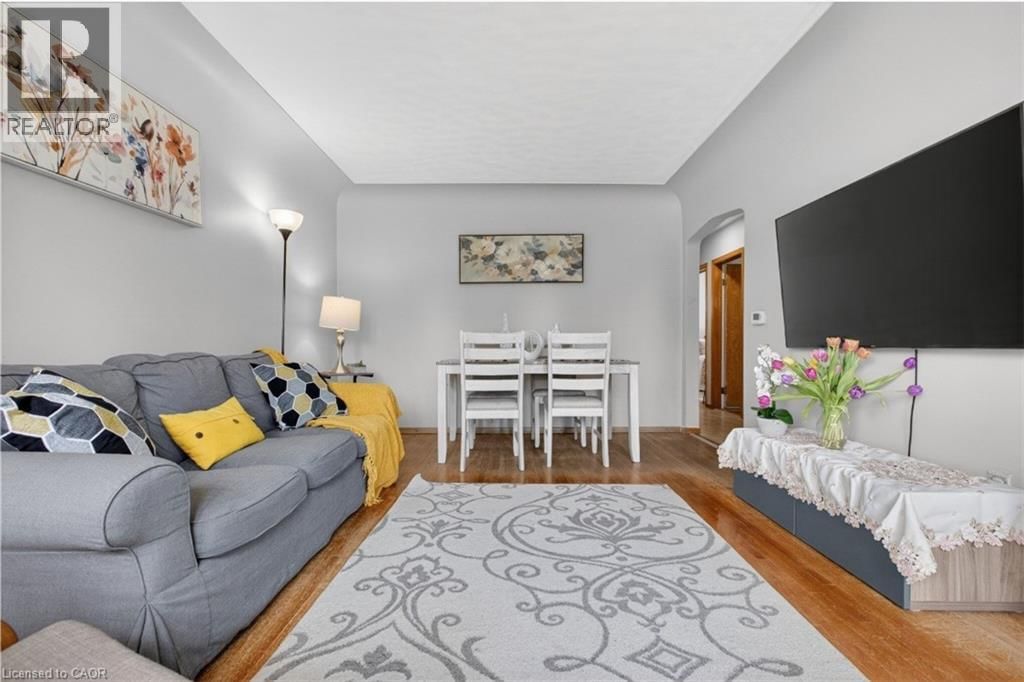 507 PHILIP CRESCENT Image 14