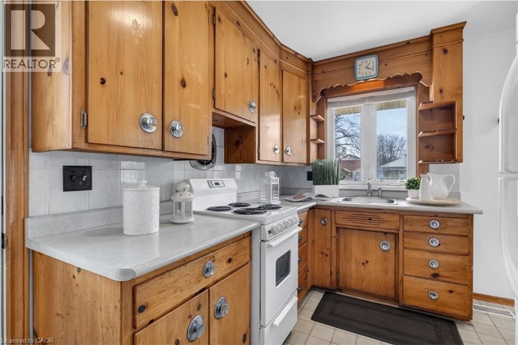 507 PHILIP CRESCENT Image 21