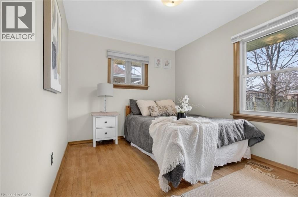 507 PHILIP CRESCENT Image 33