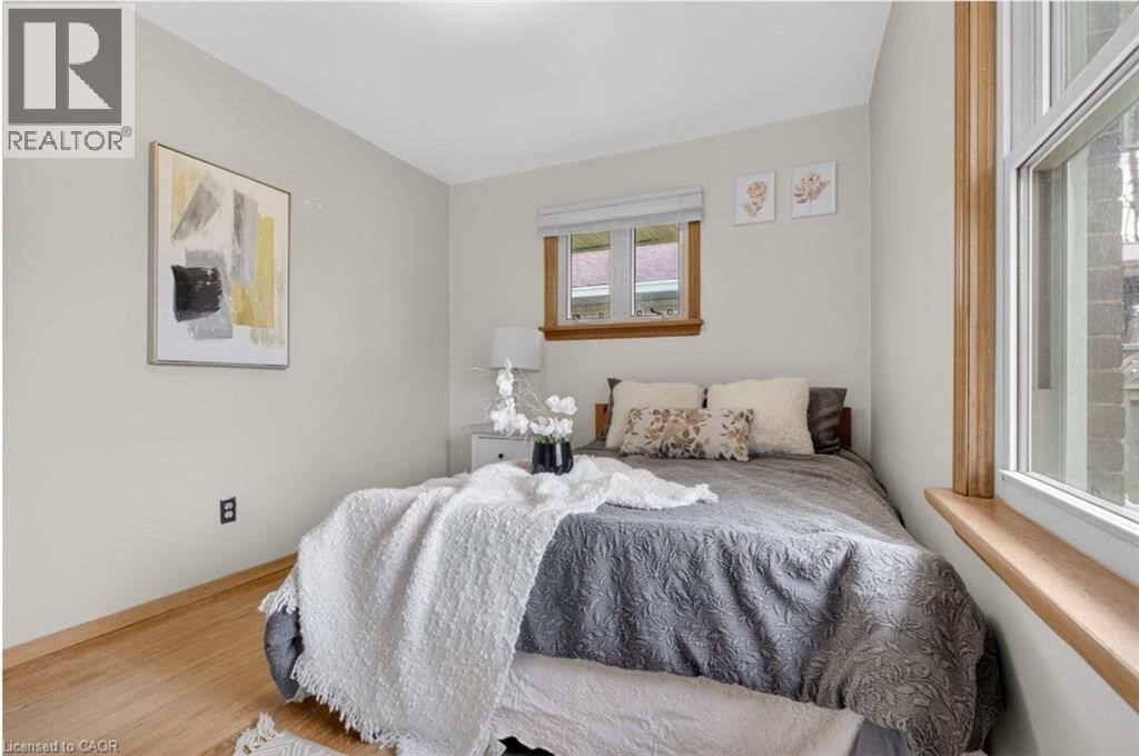 507 PHILIP CRESCENT Image 35