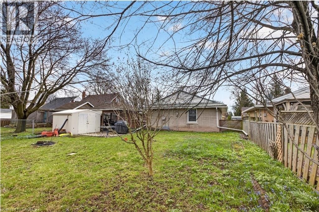 507 PHILIP CRESCENT Image 44