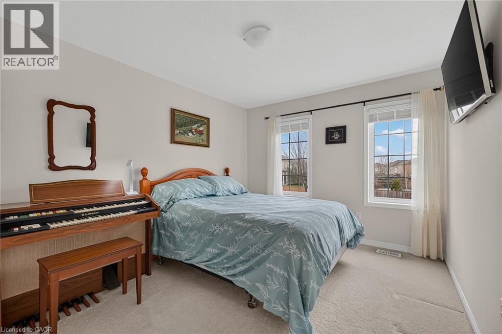 18 STARLIGHT AVENUE Image 22