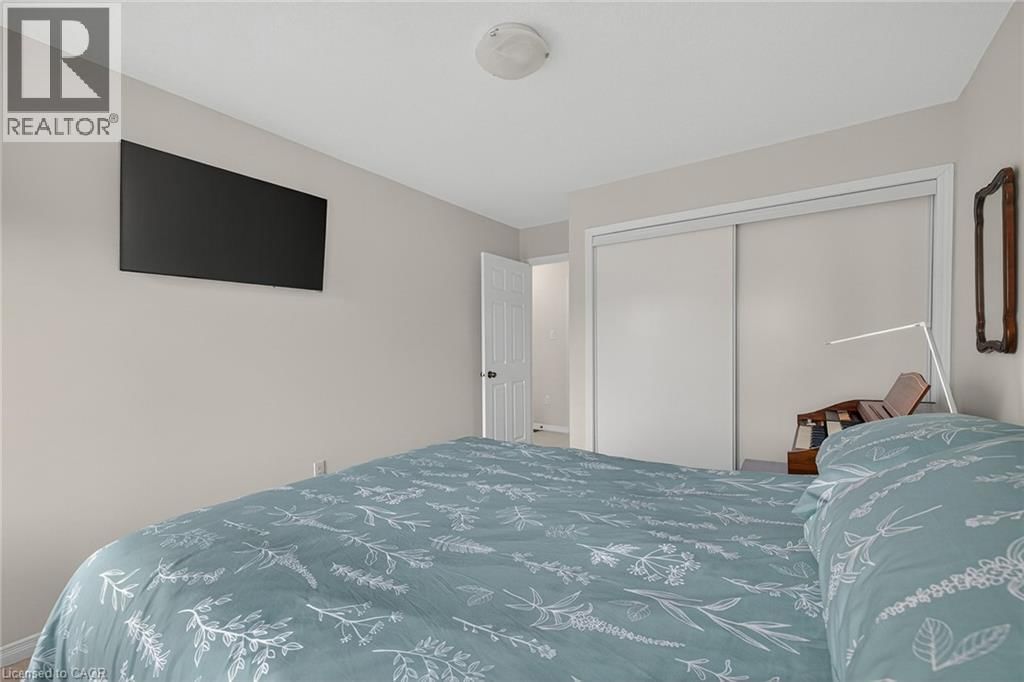 18 STARLIGHT AVENUE Image 23