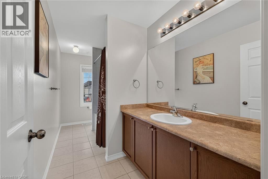 18 STARLIGHT AVENUE Image 25