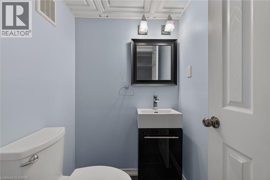 18 STARLIGHT AVENUE Image 35