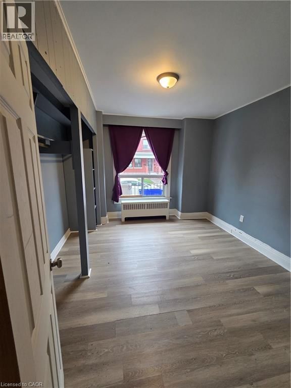 1 - 298 EMERALD STREET NORTH Image 10