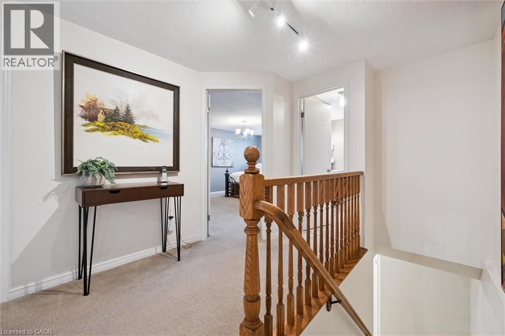 254 AUBURN DRIVE Image 13