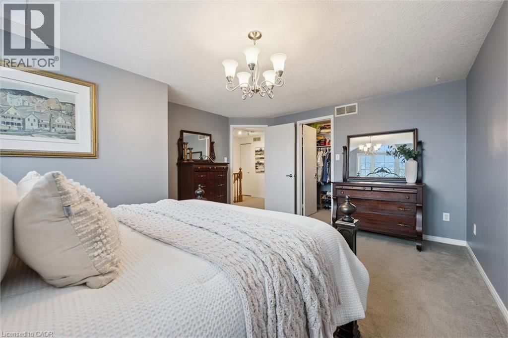 254 AUBURN DRIVE Image 20