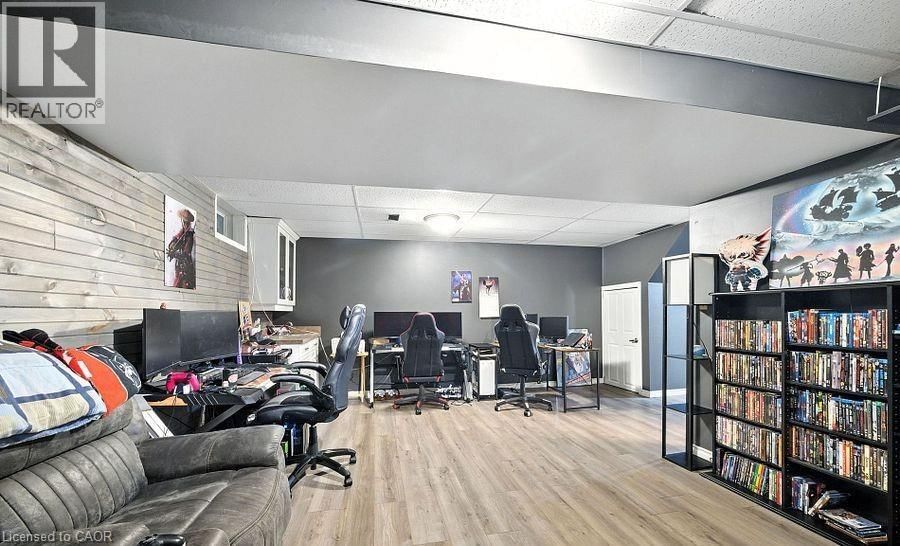 1030 PEARSON DRIVE Image 30