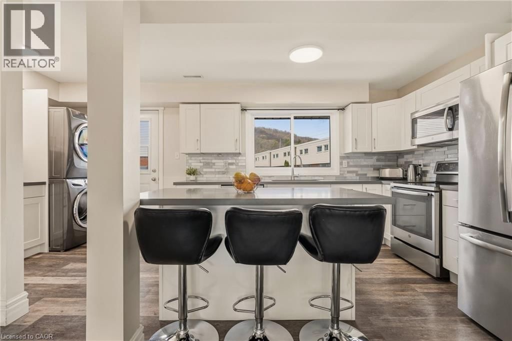 6 - 23 WATSONS LANE Image 12