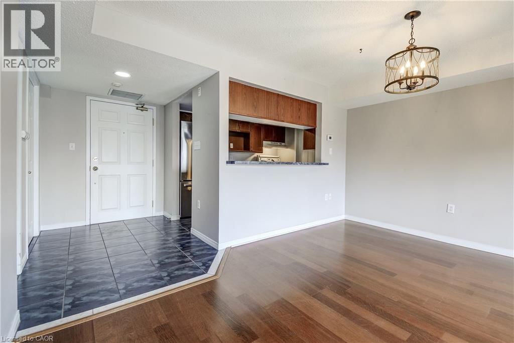 306E - 216 PLAINS ROAD WEST Image 14