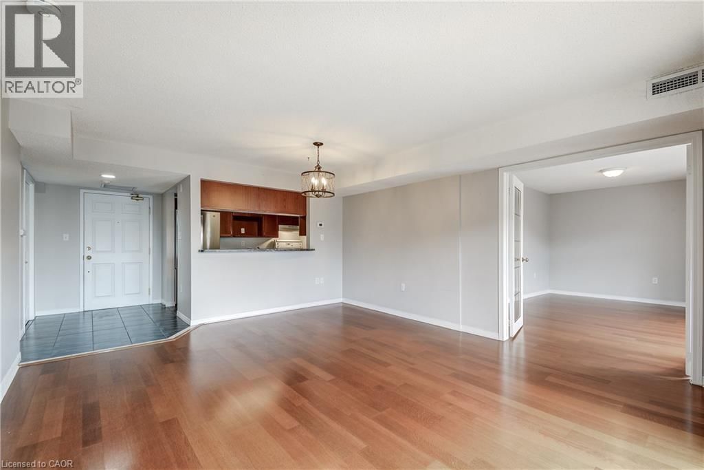 306E - 216 PLAINS ROAD WEST Image 19