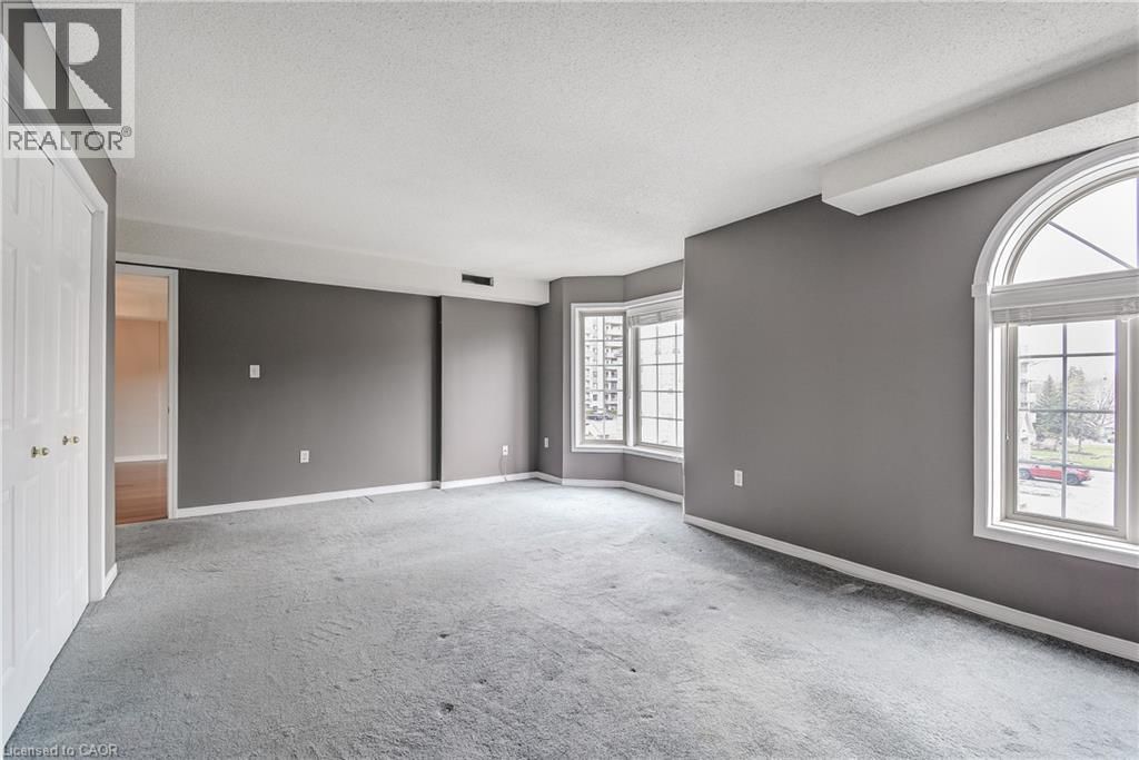 306E - 216 PLAINS ROAD WEST Image 32