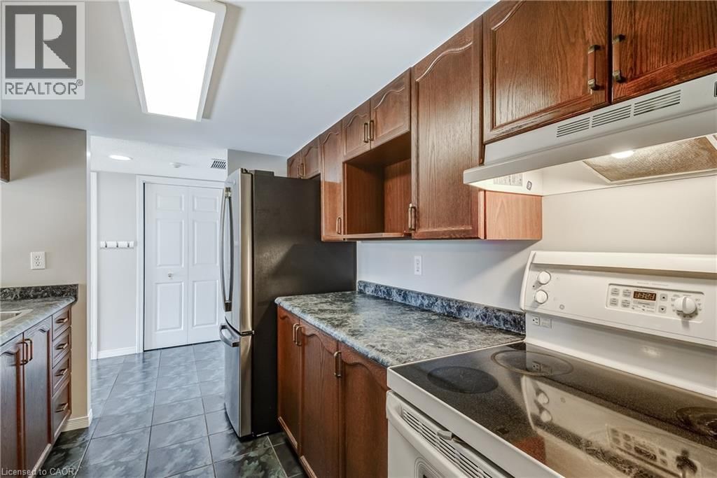 306E - 216 PLAINS ROAD WEST Image 8