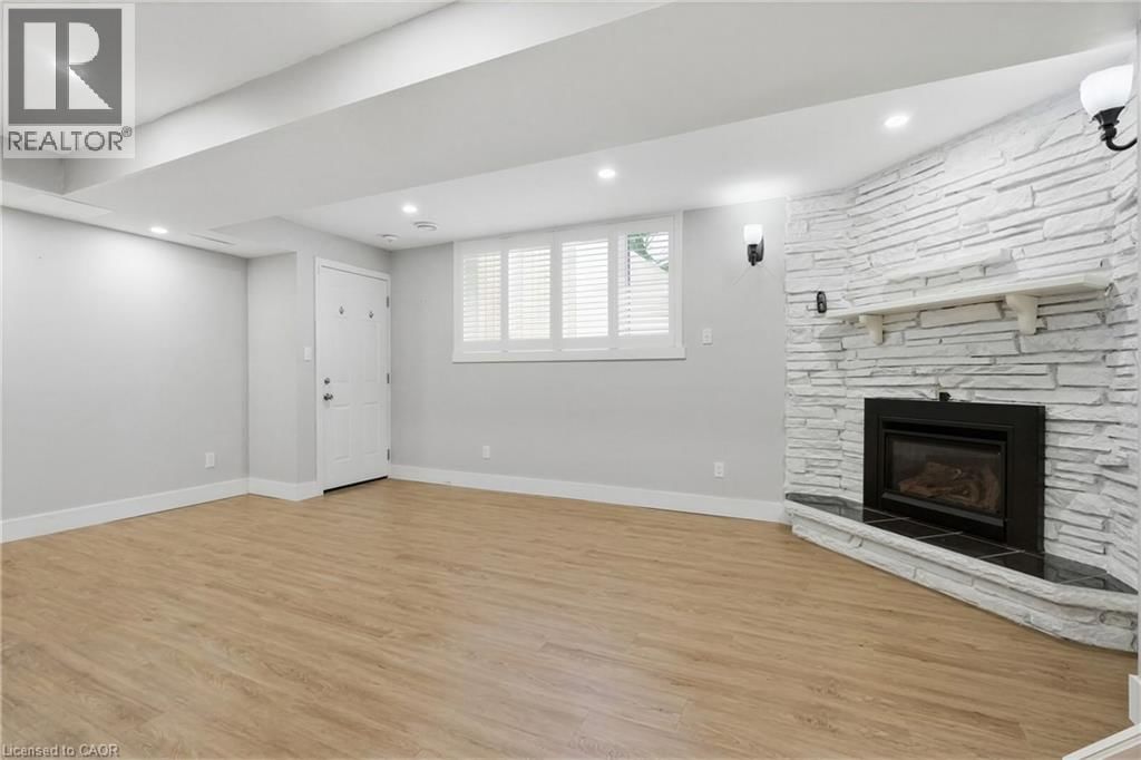 92 WATER STREET Image 17