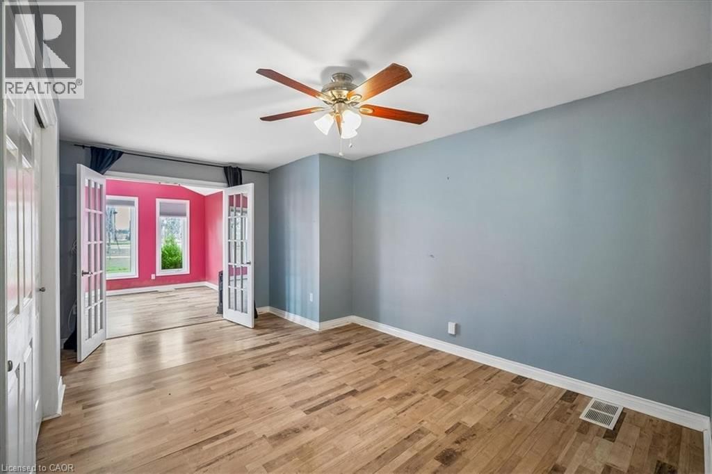 5 HERBERT COURT Image 11