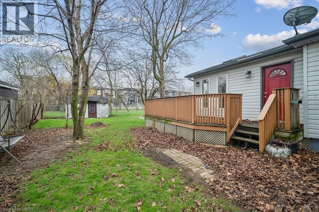 5 HERBERT COURT Image 21