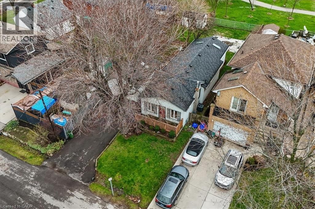 5 HERBERT COURT Image 39