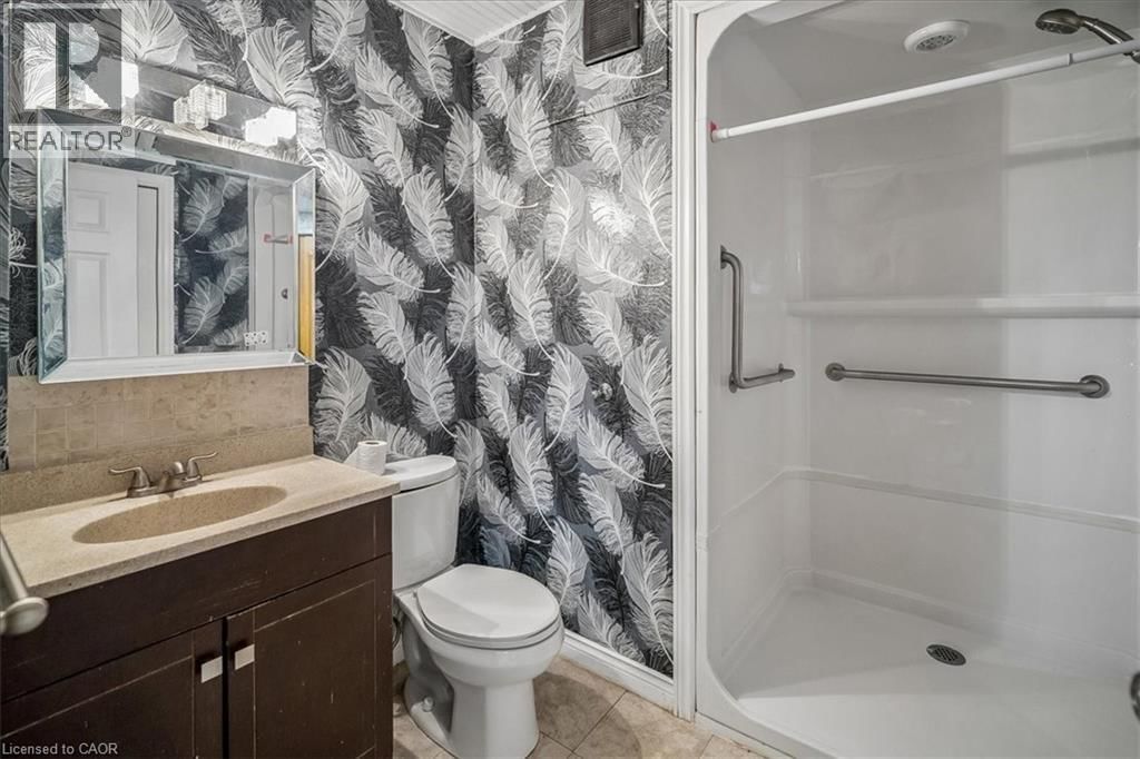 5 HERBERT COURT Image 9