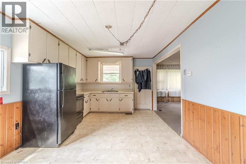 978 NORFOLK STREET NORTH Image 2