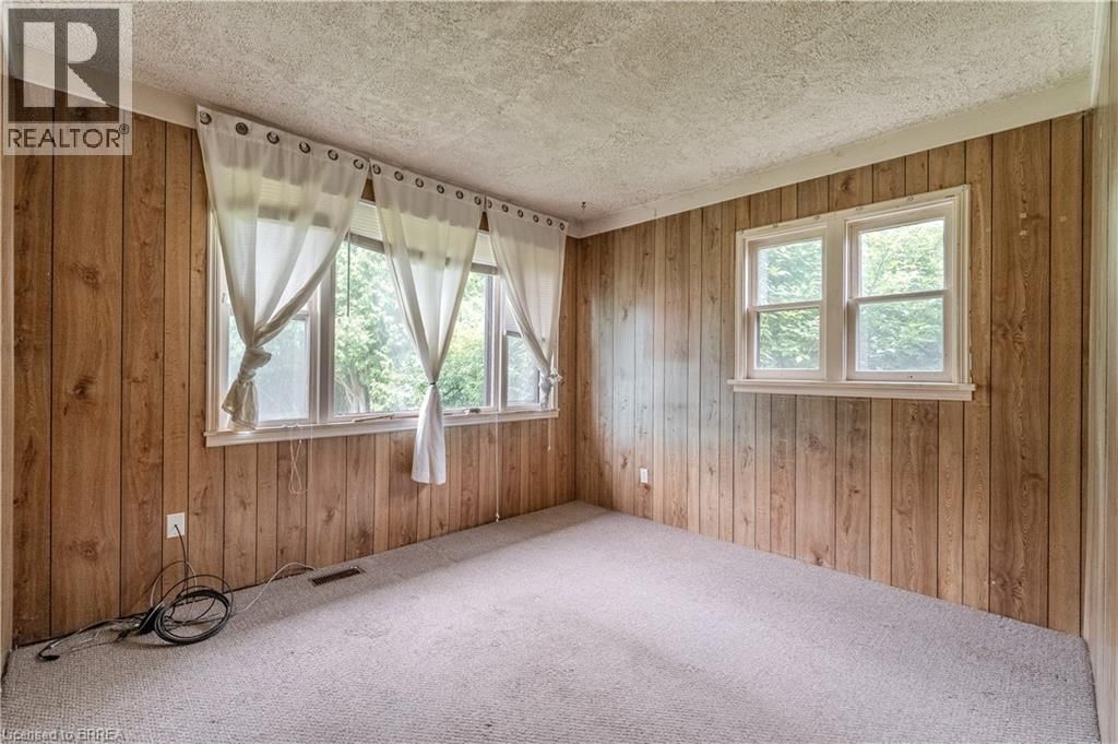 978 NORFOLK STREET NORTH Image 7