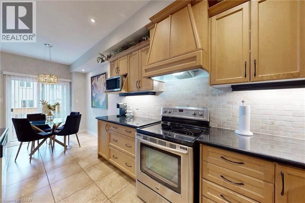 34 FOREST VALLEY CRESCENT Image 15