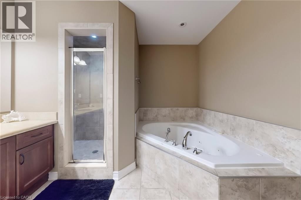 34 FOREST VALLEY CRESCENT Image 30