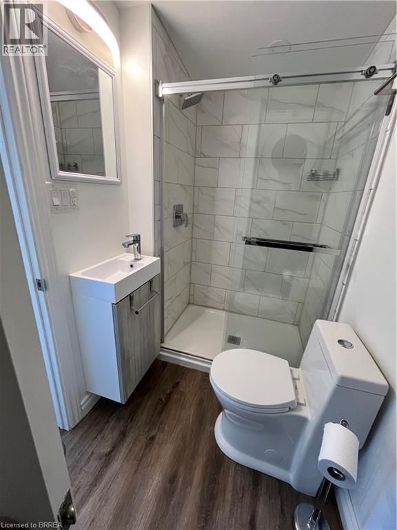 72 KING LANE Image 16