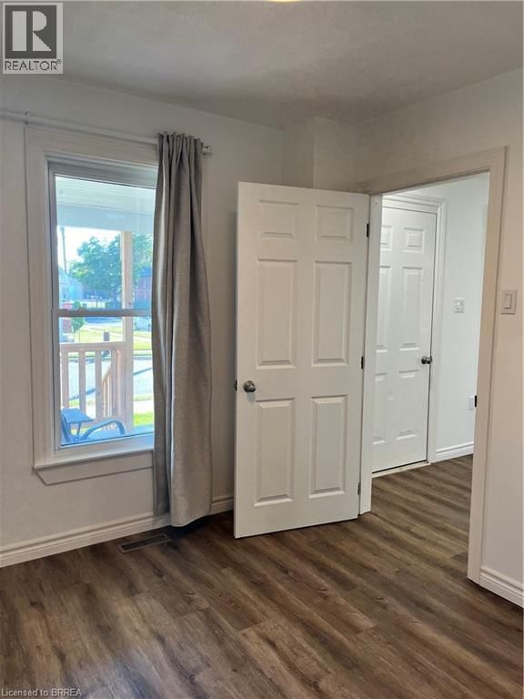 72 KING LANE Image 20