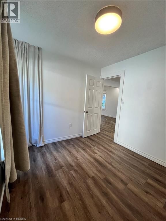 72 KING LANE Image 22