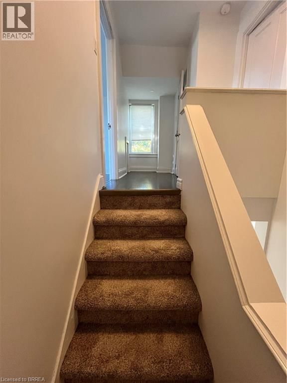 72 KING LANE Image 26