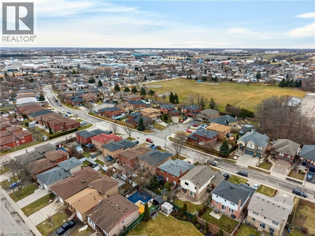 189 TEMPLEMEAD DRIVE Image 43