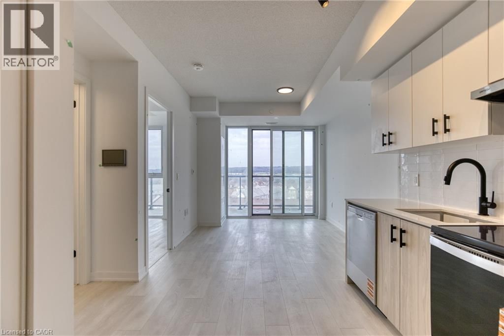 704 - 4878 POWERS COMMON Image 2