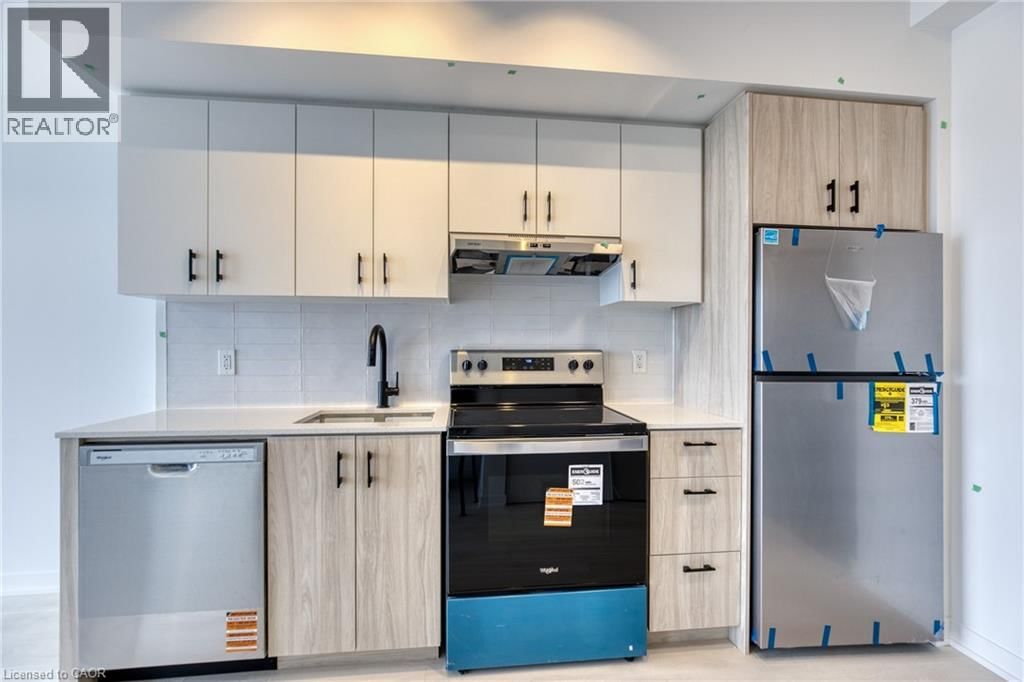 704 - 4878 POWERS COMMON Image 4