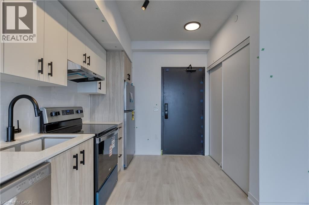 704 - 4878 POWERS COMMON Image 5