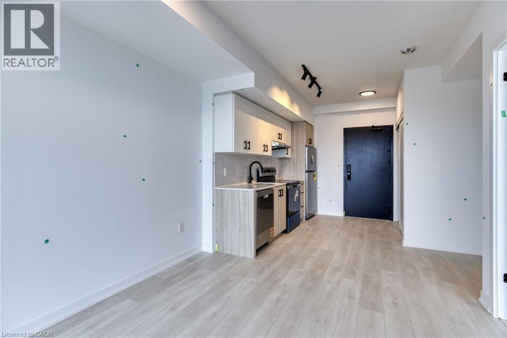 704 - 4878 POWERS COMMON Image 7