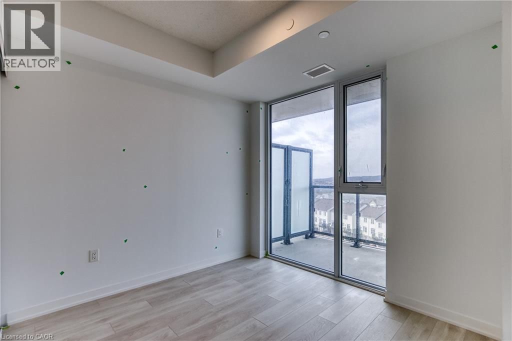 704 - 4878 POWERS COMMON Image 8