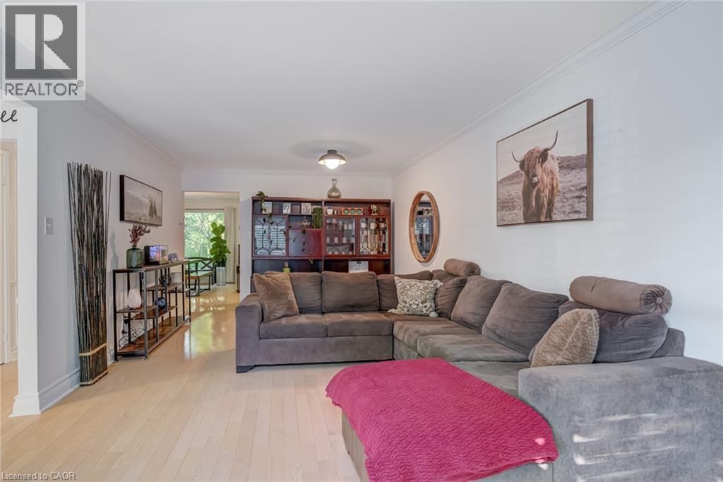 5 - 1560 KERNS ROAD Image 10