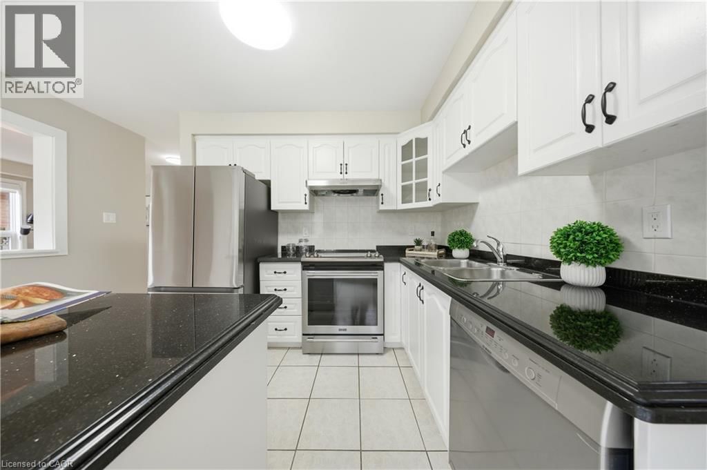 85 PROFESSOR'S LAKE PARKWAY Image 16